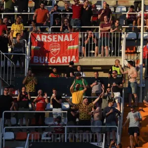 Arsenal Fans United: Europa League Semi-Final Showdown vs Valencia Arsenal Fans United: Europa League Semi-Final Showdown vs Valencia