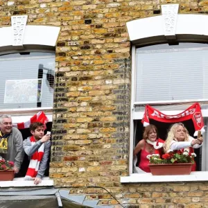 Arsenal FC: 2014-15 FA Cup Victory Parade - Celebrating the FA Cup Triumph Arsenal FC: 2014-15 FA Cup Victory Parade - Celebrating the FA Cup Triumph