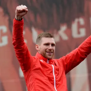 Arsenal FC: 2014-15 FA Cup Victory Parade - Celebrating the Triumph Arsenal FC: 2014-15 FA Cup Victory Parade - Celebrating the Triumph