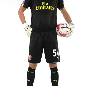 Arsenal FC 2016-17 First Team: Matt Macey at Photocall