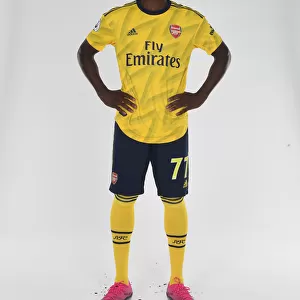 Arsenal FC: 2019-2020 Team Photocall - Bukayo Saka at Training