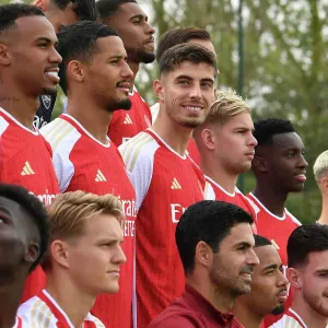 Arsenal FC 2023-24: Unity and Determination - The First Team Arsenal FC 2023-24: Unity and Determination - The First Team