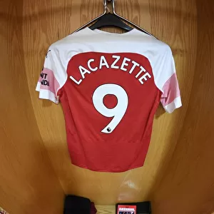 Arsenal FC: Alexis Lacazette's Emirates Jersey Before Arsenal vs Southampton (2018-19)