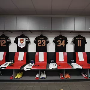 Arsenal FC in the Changing Room before PSV Eindhoven Clash - UEFA Europa League 2022-23