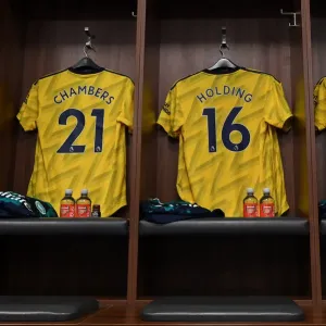 Arsenal FC at Leicester City's King Power Stadium - Premier League Showdown (November 2019)