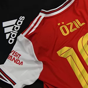 Arsenal FC: Mesut Ozil's Jersey in Arsenal Changing Room before Colorado Rapids Match