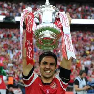 Arsenal FC: Mikel Arteta Lifts the FA Cup after Arsenal's Victory over Hull City (2014)