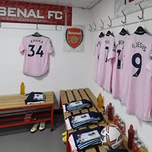 Arsenal FC: Pre-Match Huddle at AFC Bournemouth's Vitality Stadium (2022-23)