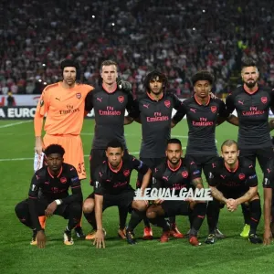 Arsenal FC: Pre-Match Huddle against Red Star Belgrade in Europa League (2017-18)