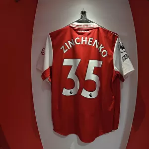 Arsenal FC: Pre-Match Room - Zinchenko's Shirt Hangs Awaiting West Ham Clash (2022-23)