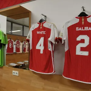 Arsenal FC: Pre-Season Preparation - Arsenal Players Shirts in Nuremberg Changing Room (July 2023) Arsenal FC: Pre-Season Preparation - Arsenal Players Shirts in Nuremberg Changing Room (July 2023)