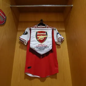 Arsenal FC: Unity in the Huddle - Pre-Match Moment, Emirates Stadium (Arsenal vs Vitoria Guimaraes, UEFA Europa League 2019-20) Arsenal FC: Unity in the Huddle - Pre-Match Moment, Emirates Stadium (Arsenal vs Vitoria Guimaraes, UEFA Europa League 2019-20)