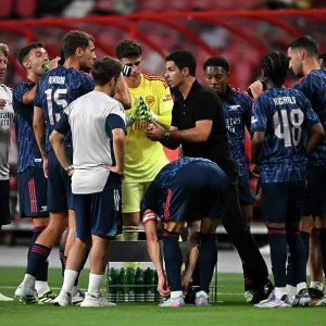 Arsenal FC v AC Milan: Pre-Season Friendly Arsenal FC v AC Milan: Pre-Season Friendly