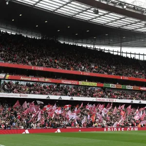 Arsenal FC v Aston Villa - Premier League