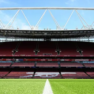 Arsenal FC v Bayer 04 Leverkusen - UEFA Champions League 2025/26 Round of 16 Second Leg