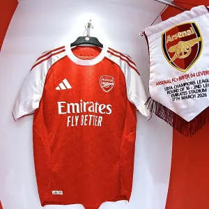 Arsenal FC v Bayer 04 Leverkusen - UEFA Champions League 2025/26 Round of 16 Second Leg