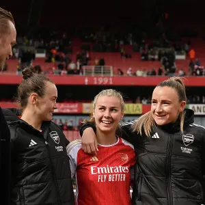 Arsenal FC v Leicester City - Barclays Women's Super League