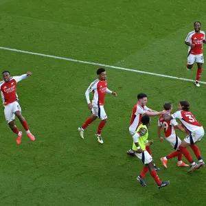 Arsenal FC v Leicester City FC - Premier League Arsenal FC v Leicester City FC - Premier League