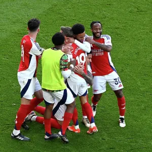 Arsenal FC v Leicester City FC - Premier League Arsenal FC v Leicester City FC - Premier League