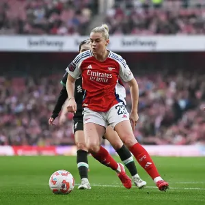 Arsenal FC v Liverpool FC - Barclays Women's Super League Arsenal FC v Liverpool FC - Barclays Women's Super League Arsenal FC v Liverpool FC - Barclays Women's Super League Arsenal FC v Liverpool FC - Barclays Women's Super League