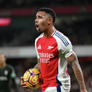 Arsenal FC v Liverpool FC - Premier League Arsenal FC v Liverpool FC - Premier League
