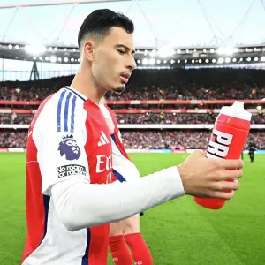 Arsenal FC v Liverpool FC - Premier League Arsenal FC v Liverpool FC - Premier League