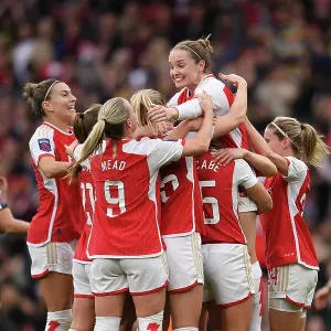 Arsenal FC v Manchester United - Barclays Women's Super League
