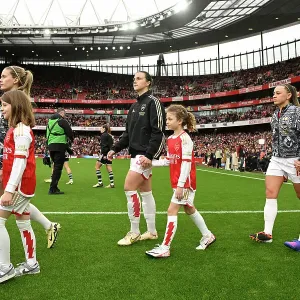 Arsenal FC v Manchester United - Barclays Women's Super League