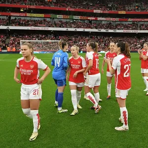 Arsenal FC v Manchester United - Barclays Women's Super League