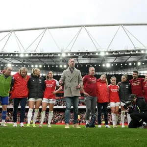 Arsenal FC v Manchester United - Barclays Women's Super League