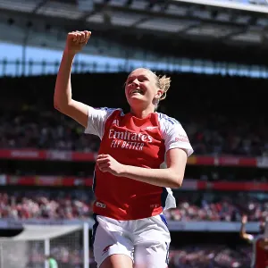 Arsenal FC v Manchester United FC - Barclays Women's Super League Arsenal FC v Manchester United FC - Barclays Women's Super League Arsenal FC v Manchester United FC - Barclays Women's Super League Arsenal FC v Manchester United FC - Barclays Women's Super League