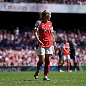 Arsenal FC v Manchester United FC - Barclays Women's Super League Arsenal FC v Manchester United FC - Barclays Women's Super League Arsenal FC v Manchester United FC - Barclays Women's Super League Arsenal FC v Manchester United FC - Barclays Women's Super League