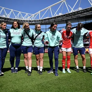 Arsenal FC v Manchester United FC - Barclays Women's Super League Arsenal FC v Manchester United FC - Barclays Women's Super League Arsenal FC v Manchester United FC - Barclays Women's Super League Arsenal FC v Manchester United FC - Barclays Women's Super League