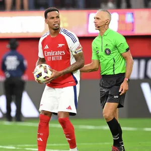 Arsenal FC v Manchester United - Pre-Season Friendly Arsenal FC v Manchester United - Pre-Season Friendly