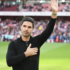 Arsenal FC v Newcastle United FC - Premier League Arsenal FC v Newcastle United FC - Premier League