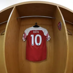 Arsenal FC v Newcastle United Print