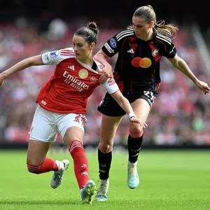 Arsenal FC v OL Lyonnes - UEFA Women's Champions League 2025/26 Semi-Final First Leg<br> Arsenal FC v OL Lyonnes - UEFA Women's Champions League 2025/26 Semi-Final First Leg