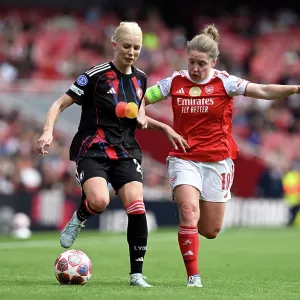 Arsenal FC v OL Lyonnes - UEFA Women's Champions League 2025/26 Semi-Final First Leg<br> Arsenal FC v OL Lyonnes - UEFA Women's Champions League 2025/26 Semi-Final First Leg