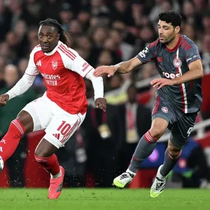 Arsenal FC v Olympiacos FC - UEFA Champions League 2025/26 League Phase MD2