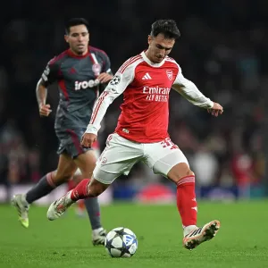 Arsenal FC v Olympiacos FC - UEFA Champions League 2025/26 League Phase MD2