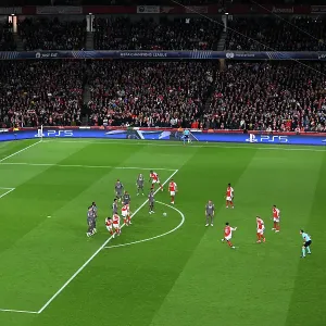 Arsenal FC v Real Madrid C.F. UEFA Champions League Quarter Final Print