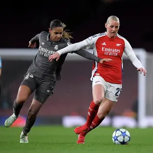 Arsenal FC v Real Madrid CF - UEFA Women's Champions League Quarter Finals Second Leg Arsenal FC v Real Madrid CF - UEFA Women's Champions League Quarter Finals Second Leg