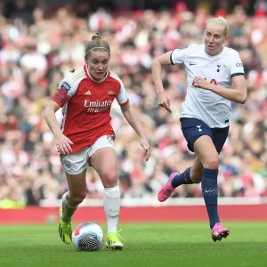 Arsenal FC v Tottenham Hotspur - Barclays Women´s Super League Arsenal FC v Tottenham Hotspur - Barclays Women´s Super League