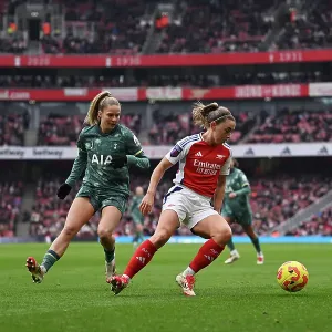 Arsenal FC v Tottenham Hotspur FC - Barclays Women's Super League Arsenal FC v Tottenham Hotspur FC - Barclays Women's Super League Arsenal FC v Tottenham Hotspur FC - Barclays Women's Super League Arsenal FC v Tottenham Hotspur FC - Barclays Women's Super League
