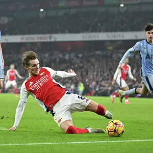 Arsenal FC v Tottenham Hotspur FC - Premier League