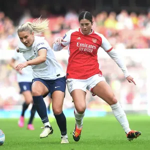 Arsenal FC v Tottenham Hotspur Women's Super League Print Arsenal FC v Tottenham Hotspur Women's Super League Print