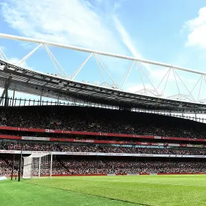 Arsenal FC v Tottenham Hotspur Women's Super League Print Arsenal FC v Tottenham Hotspur Women's Super League Print