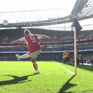 Arsenal FC v Tottenham Hotspur Women's Super League Print Arsenal FC v Tottenham Hotspur Women's Super League Print