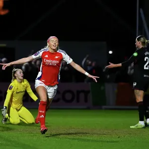 Arsenal FC v West Ham United FC - Barclays Women's Super League Arsenal FC v West Ham United FC - Barclays Women's Super League Arsenal FC v West Ham United FC - Barclays Women's Super League Arsenal FC v West Ham United FC - Barclays Women's Super League