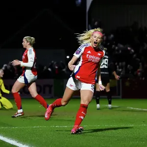 Arsenal FC v West Ham United FC - Barclays Women's Super League Arsenal FC v West Ham United FC - Barclays Women's Super League Arsenal FC v West Ham United FC - Barclays Women's Super League Arsenal FC v West Ham United FC - Barclays Women's Super League